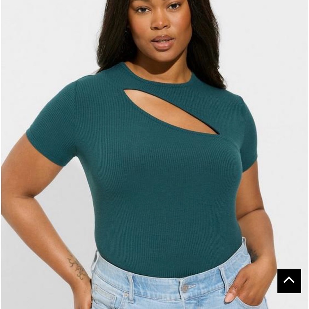 PLUS SIZE TOP